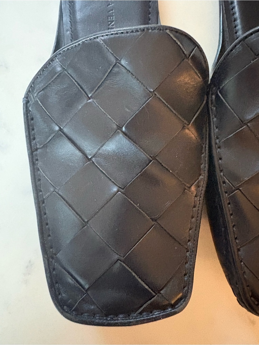 Bottega Veneta Intrecciato Black Woven Leather Slides Size 40 - Picture 2 of 6